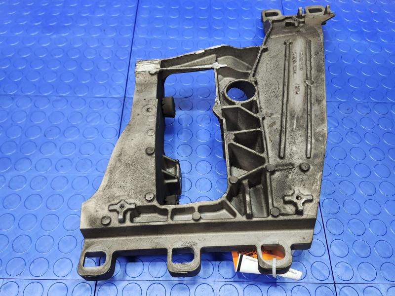 2017 Jaguar XE F-Pace 2.0L AWD Transmission Support Crossmember OEM T2H7383