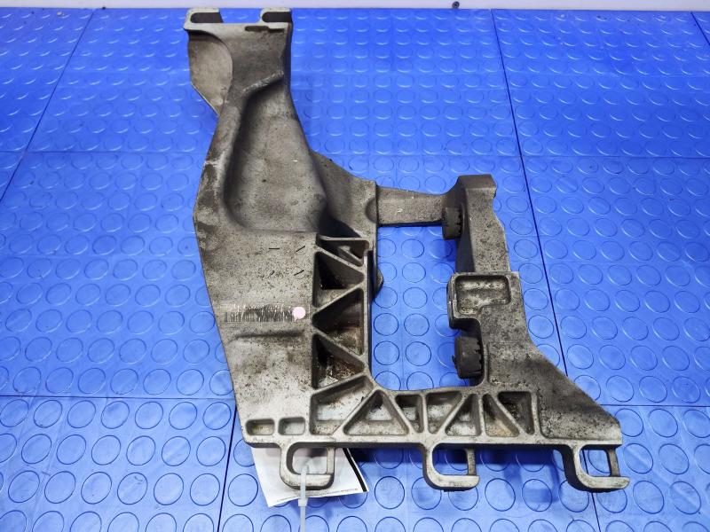 2017 Jaguar XE F-Pace 2.0L AWD Transmission Support Crossmember OEM T2H7383