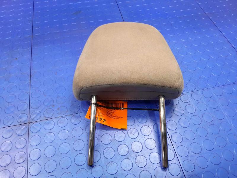 2019 Toyota Sienna Headrest