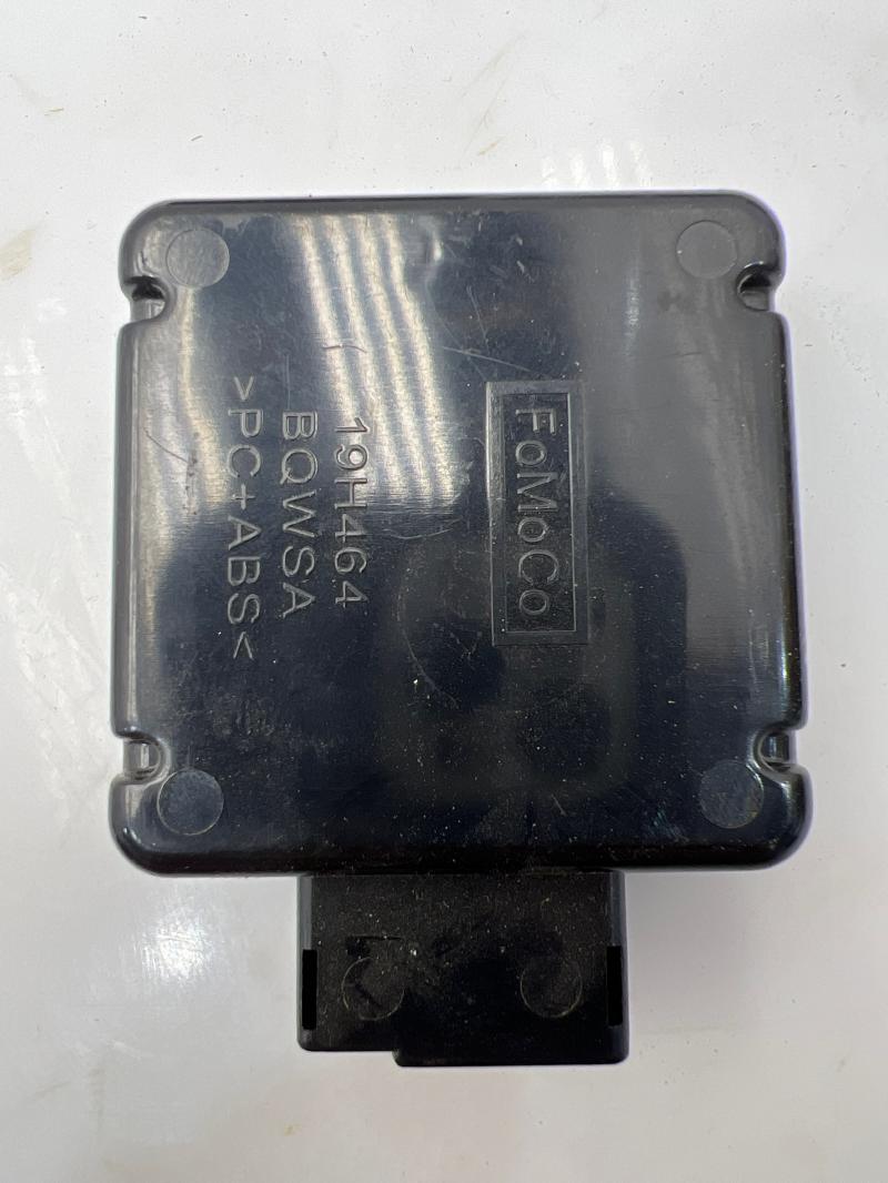 2014 Ford Explorer GPS Control Module OEM DB5T19H464AC