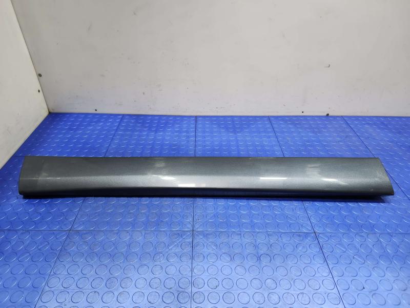 2018 Toyota Highlander Front Door Moulding