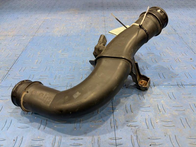 2015 Volkswagen Passat Intercooler Pipe