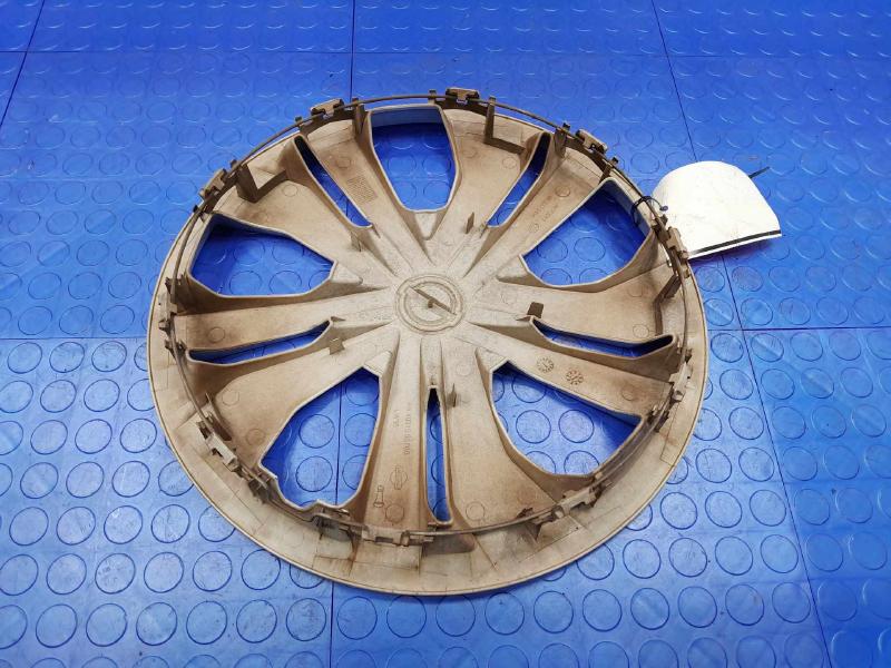 2022 Nissan Versa Wheel Cover
