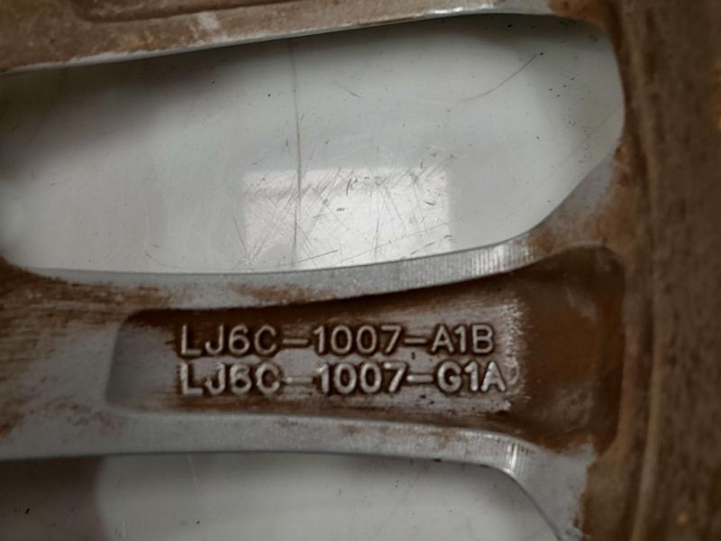 2020 Ford Escape Wheel