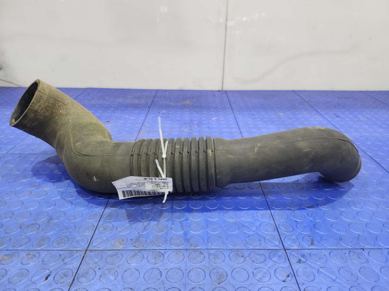 1988-1993 Isuzu NPR 3.9L Diesel OEM Engine Air Intake Hose Tube Genuine Part