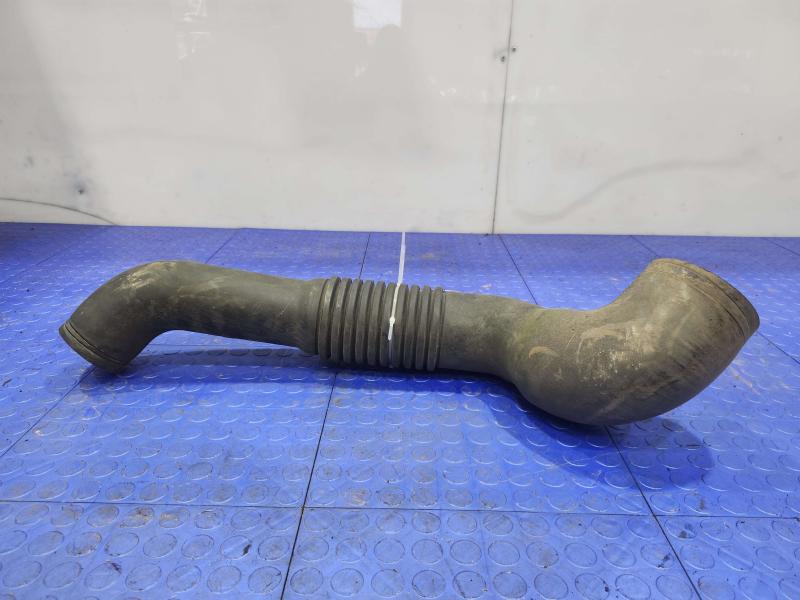 1988-1993 Isuzu NPR 3.9L Diesel OEM Engine Air Intake Hose Tube Genuine Part