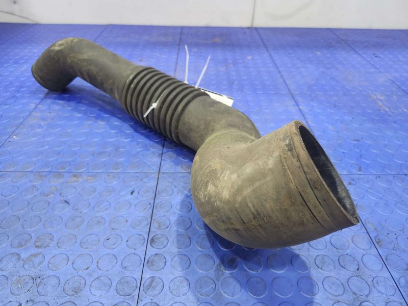 1988-1993 Isuzu NPR 3.9L Diesel OEM Engine Air Intake Hose Tube Genuine Part