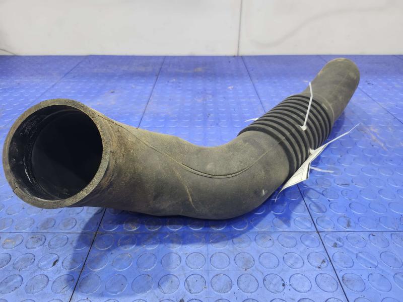 1988-1993 Isuzu NPR 3.9L Diesel OEM Engine Air Intake Hose Tube Genuine Part