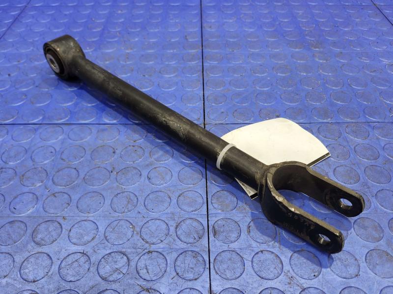 2013 Chrysler 300 Lower Control Arm Rr