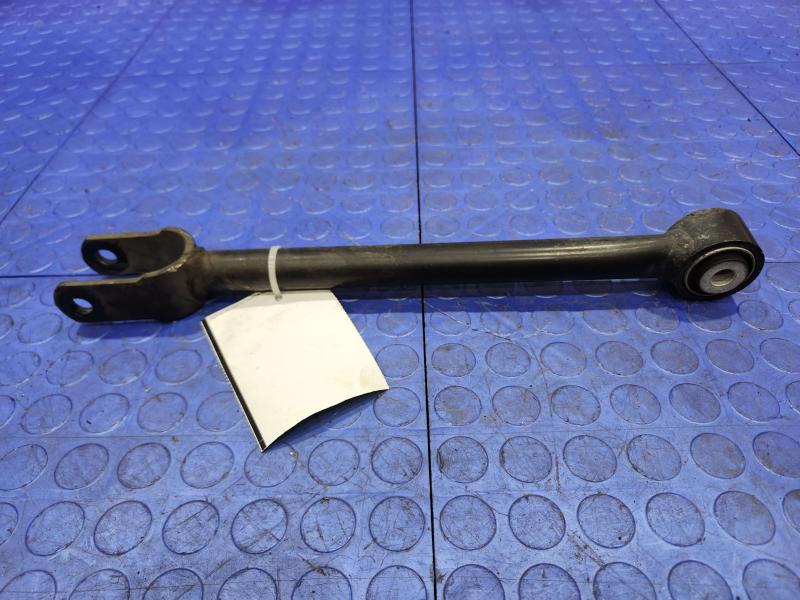 2013 Chrysler 300 Lower Control Arm Rr