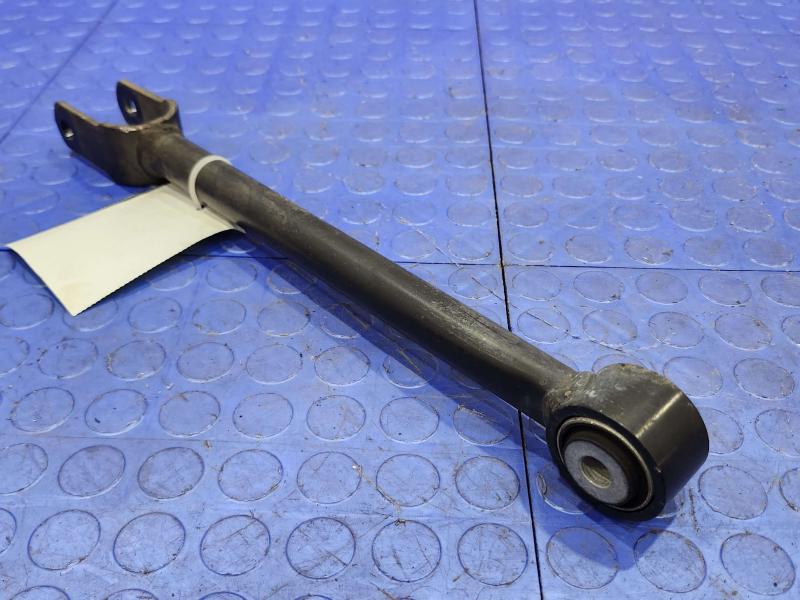 2013 Chrysler 300 Lower Control Arm Rr