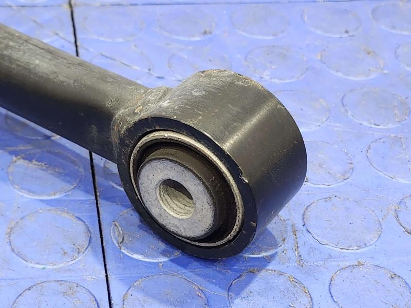 2013 Chrysler 300 Lower Control Arm Rr