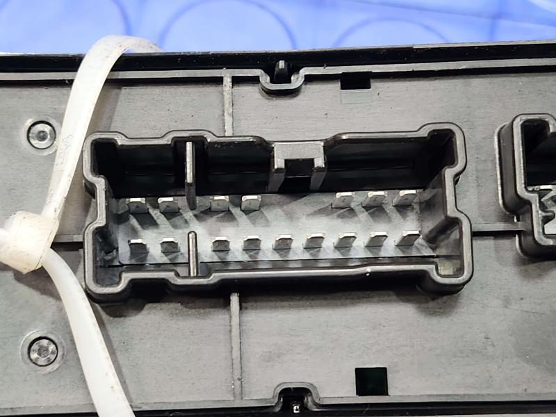 2022 Nissan Altima Door Switch Front