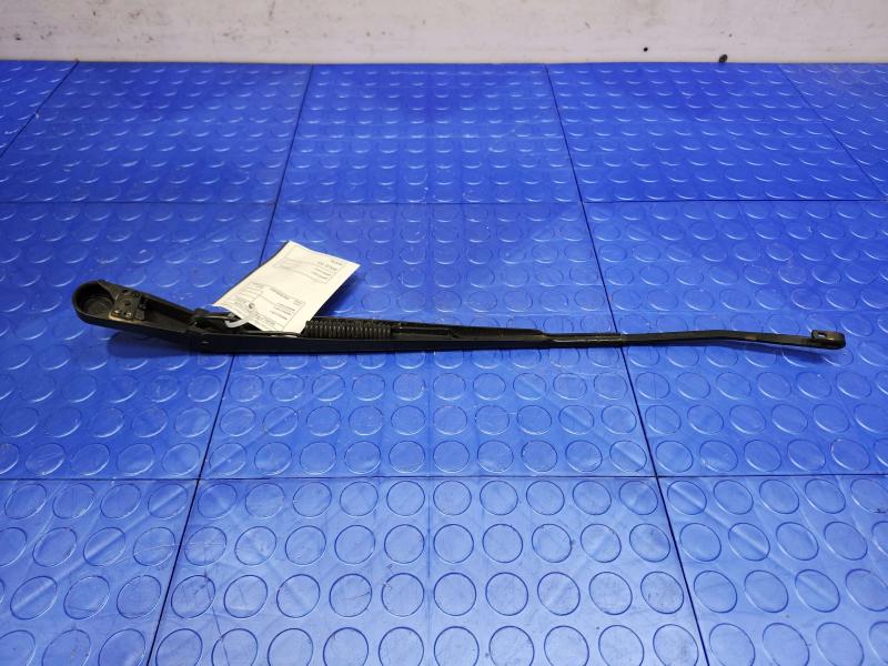 2015 Ford F-150 Wiper Arm