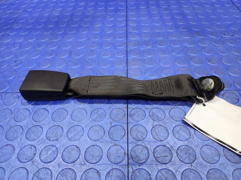 2011 Maserati Quattroporte Rear Seat Belt