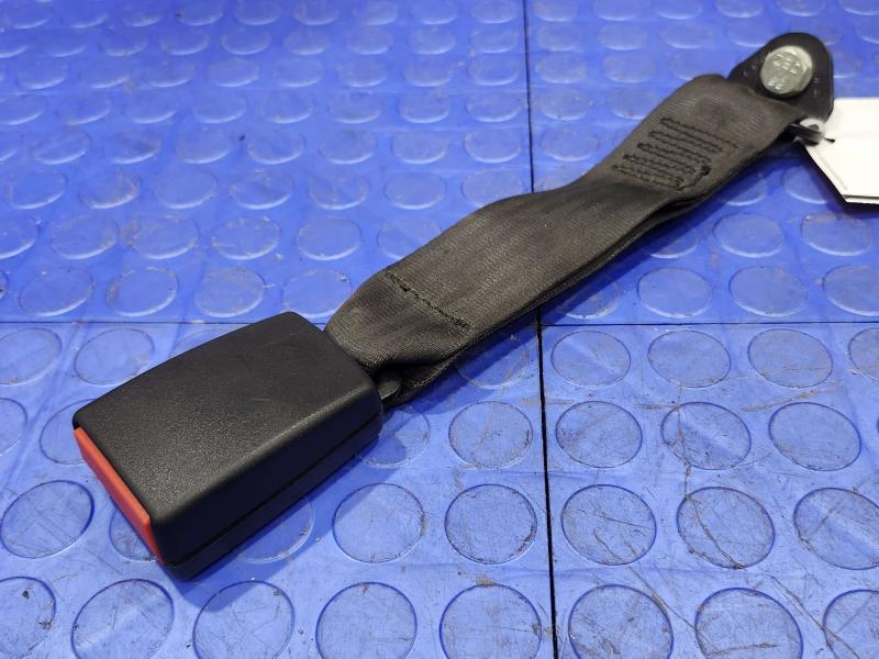 2011 Maserati Quattroporte Rear Seat Belt