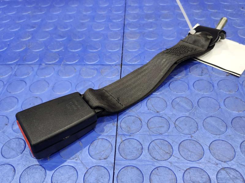 2011 Maserati Quattroporte Rear Seat Belt