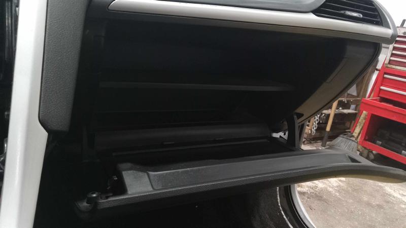2014 Ford Fusion Glove Box