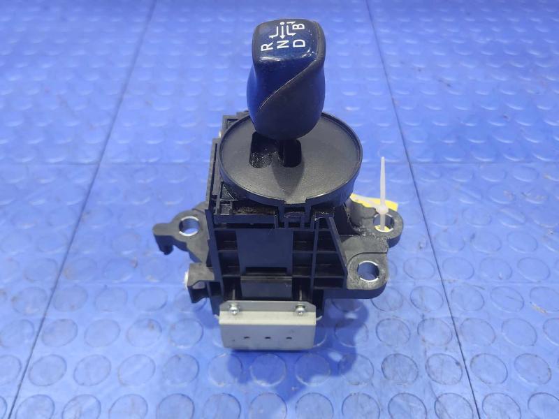 2016-2022 Toyota Prius Automatic Gear Shifter Assembly Genuine OEM 33550-47090