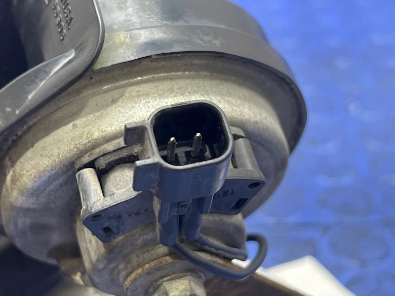 2008 - 2010 Ford F250 F350 F450 Dual Note Set Horns OEM 8C2Z13832C