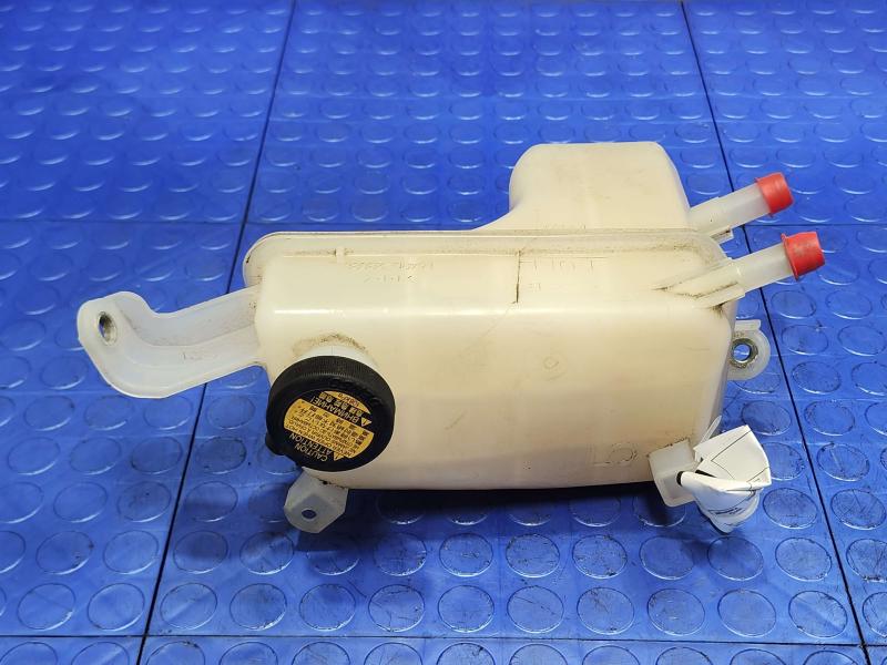 2013 Toyota Prius Coolant Recovery Bottle