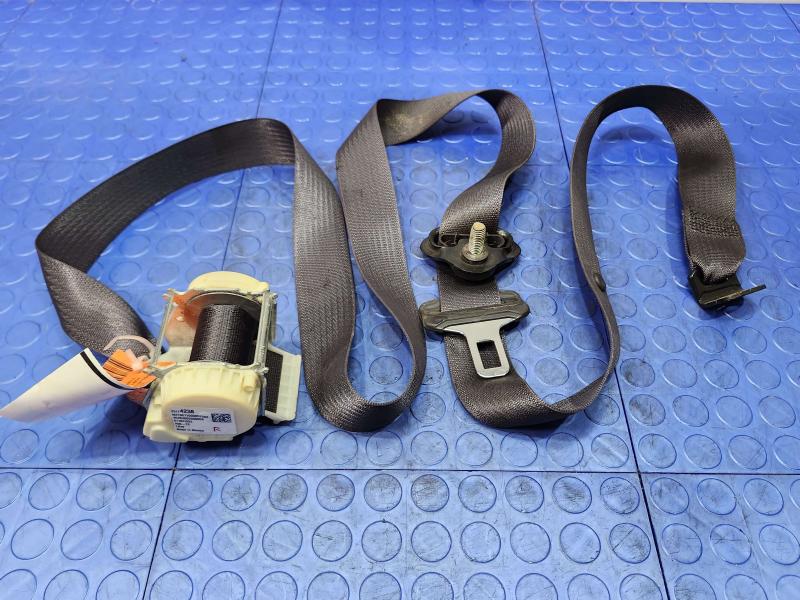 2015 Chevrolet Camaro Rear Seat Belt