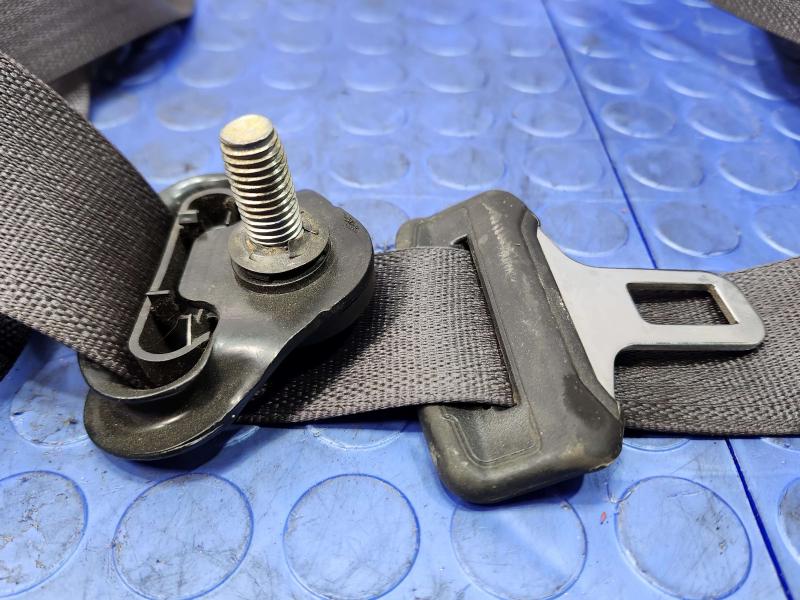 2015 Chevrolet Camaro Rear Seat Belt