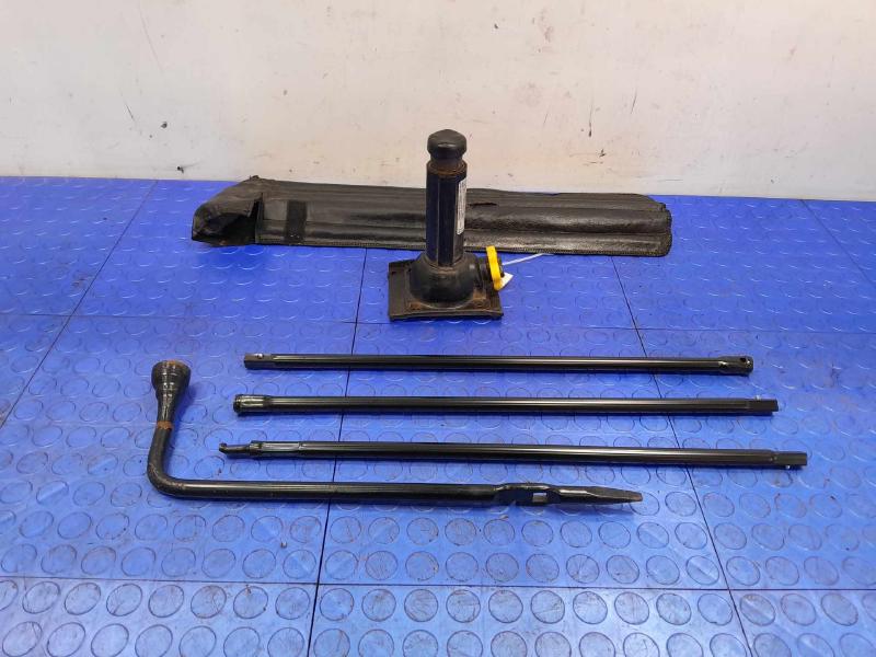 2008 Chevrolet Silverado 1500 Jack Assembly