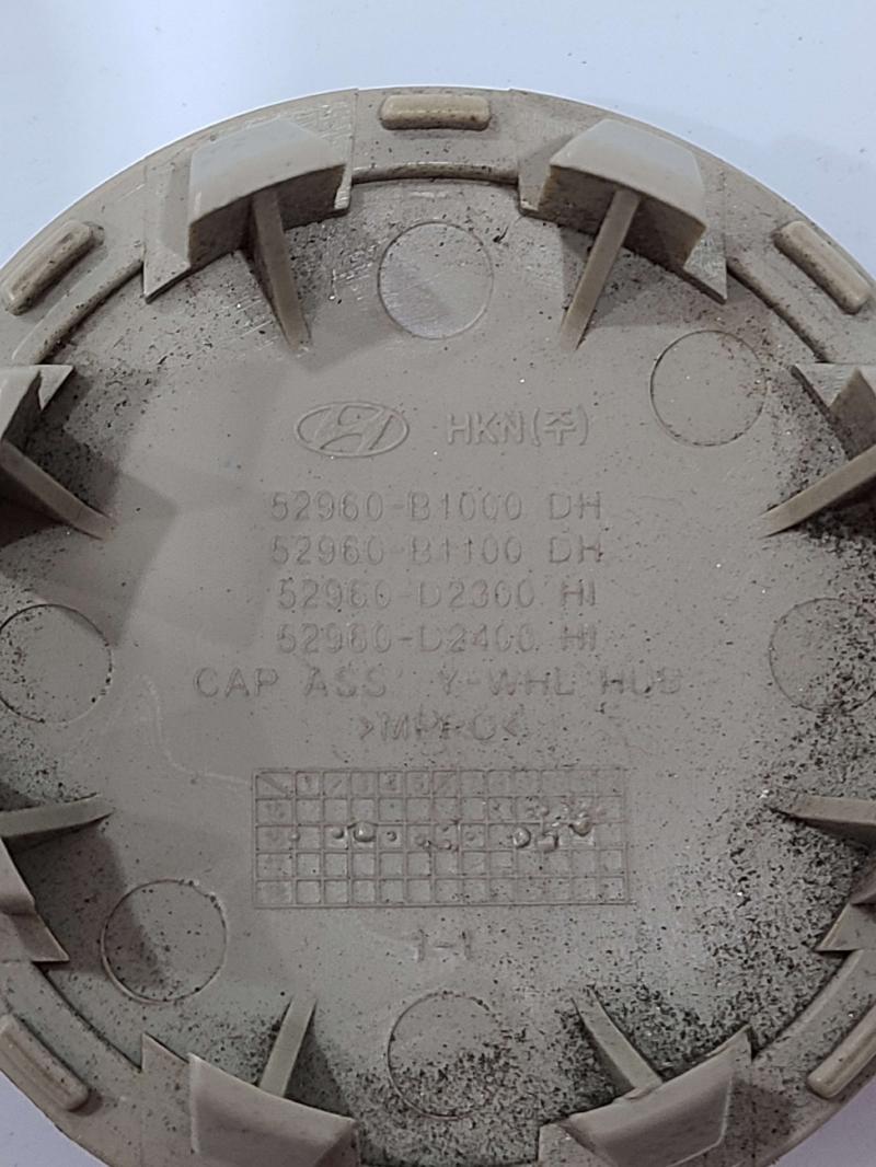 2015 2016 Hyundai Genesis Alloy Wheel Center Cap OEM 52960B1000