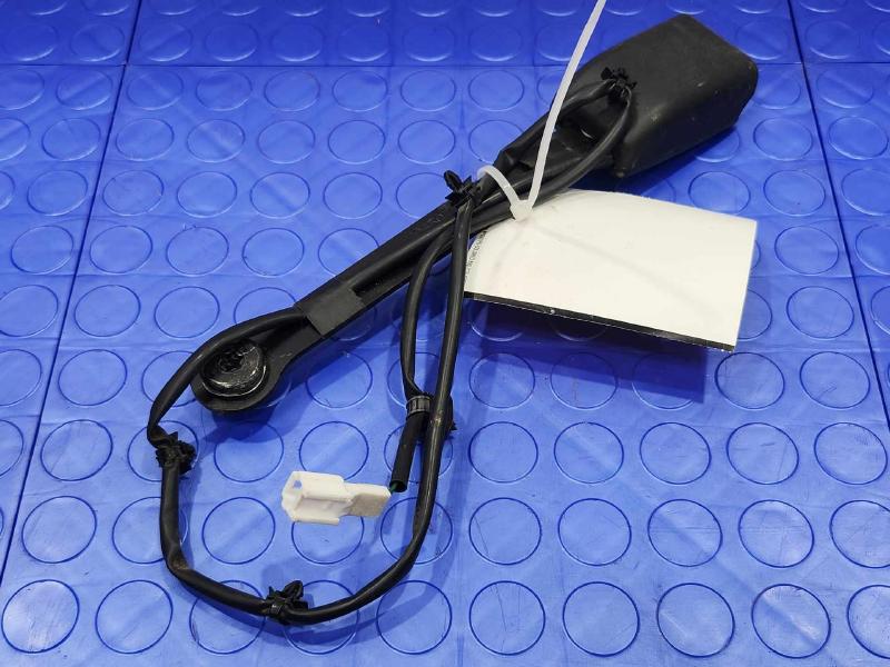 2015 Nissan Rogue Front Seat Belt