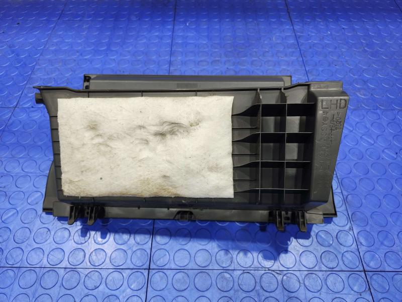2010 Toyota Prius Glove Box