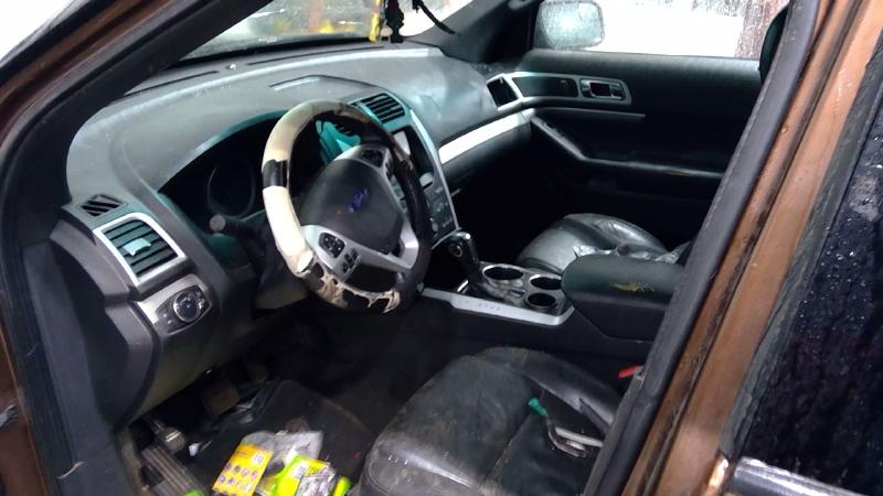 2011 Ford Explorer Center Pillar