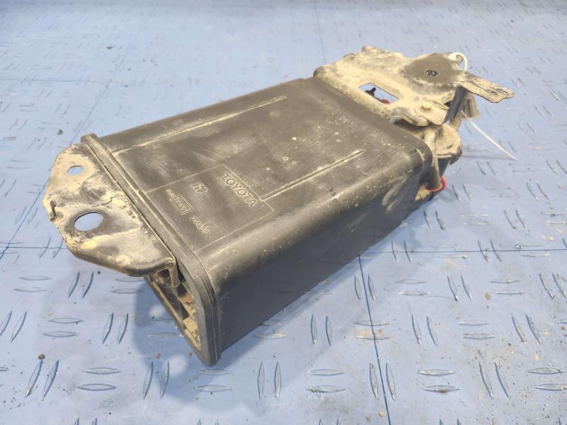 2002 Toyota Camry Evaporator Canister