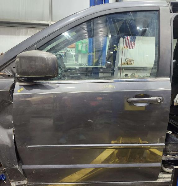 2017 Dodge Grand Caravan Front Door