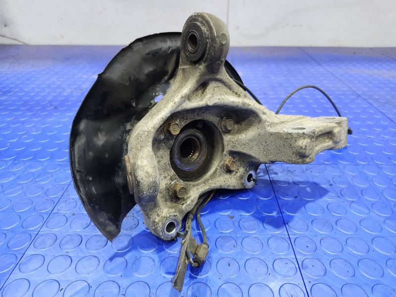 2010 Toyota Prius Spindle Knuckle Front