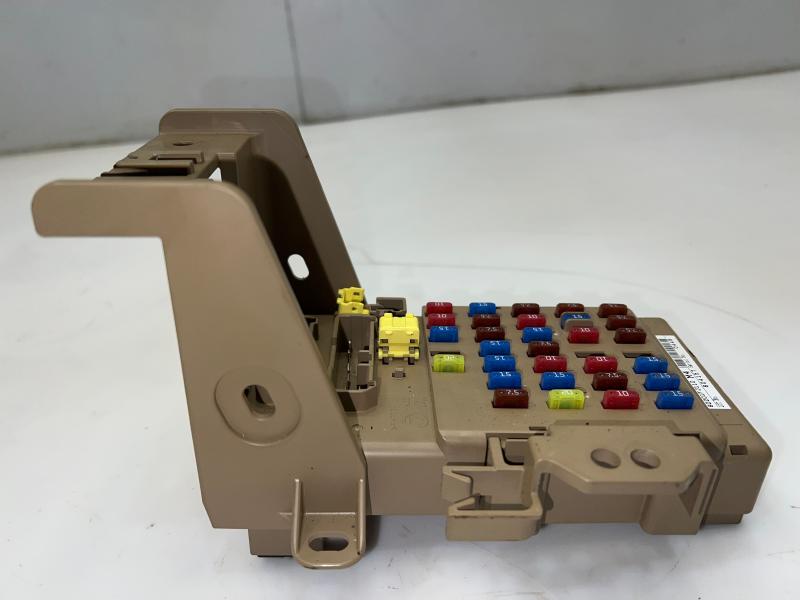 2014-2016 Subaru Forester Fuse Box Relay Junction Box OEM 82201FJ110