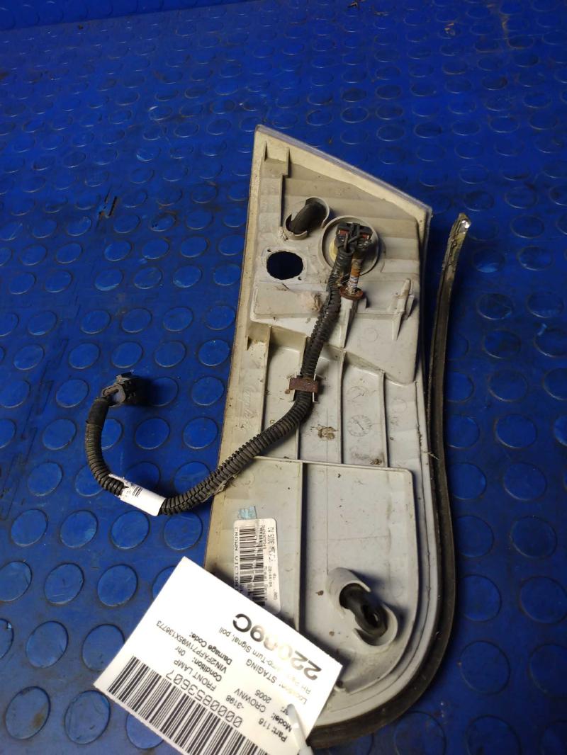 2005 Ford Crown Victoria Fog/Mark/Park/Turn Light/Lamp