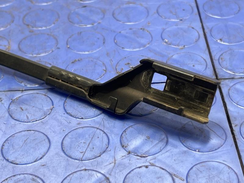 2012 Land Rover Evoque Wiper Arm