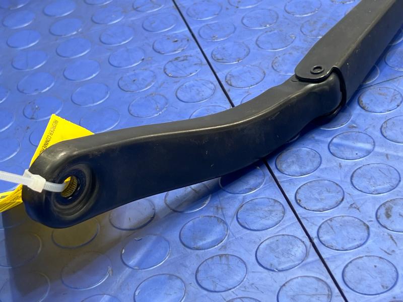 2012 Land Rover Evoque Wiper Arm