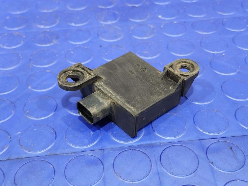 2008 BMW 128i Chassis Brain Box