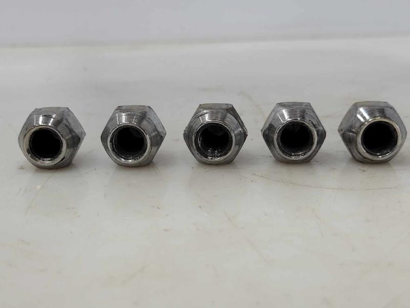 2016 Hyundai Elantra Lug Nuts