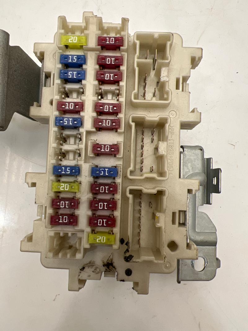 2007 Nissan Altima Cabin Fuse Box