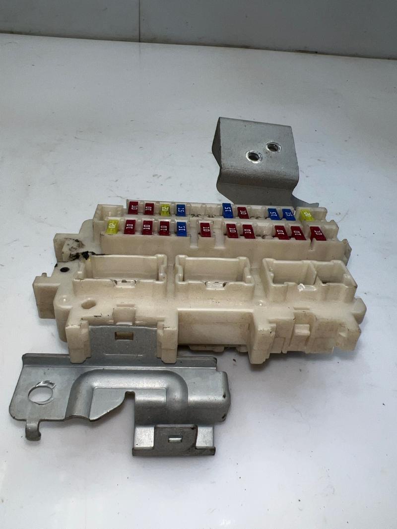 2007 Nissan Altima Cabin Fuse Box