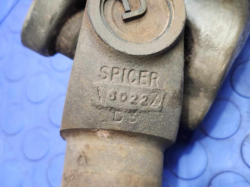 1996 Chevrolet Suburban 2500 Rear Drive Shaft