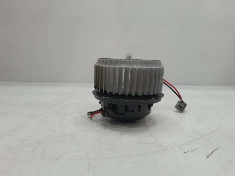 2010 Chevrolet Camaro Blower Motor