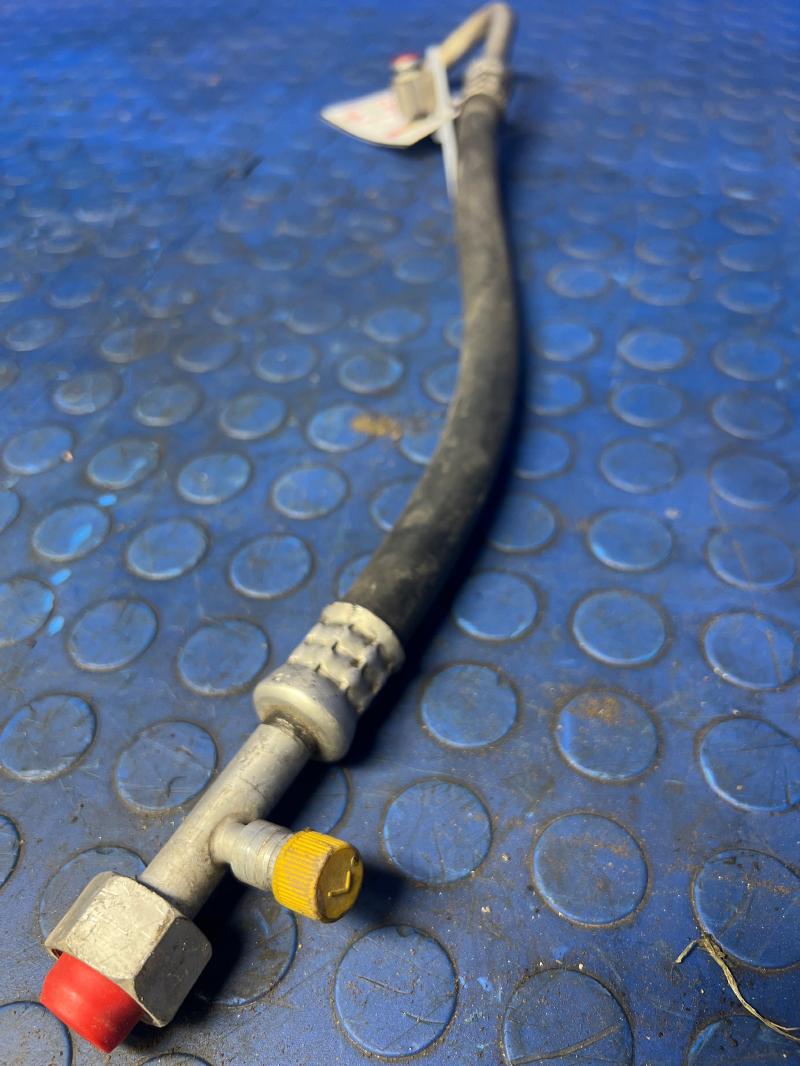 1999 - 2002 Toyota 4Runner AC Suction Hose 3.4L ONLY OEM 8871235540