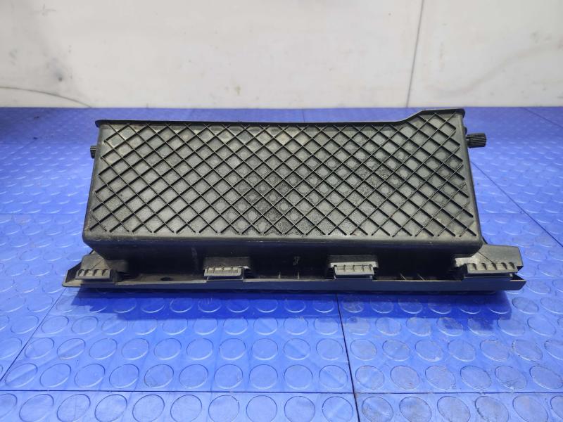 2010 Dodge Ram 1500 Glove Box