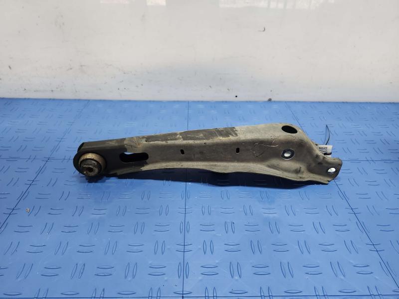 2017 GMC Acadia Lower Control Arm Rr