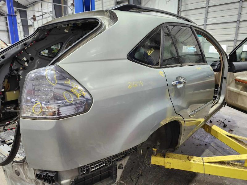2008 Lexus RX400 Hybrid Quarter Panel