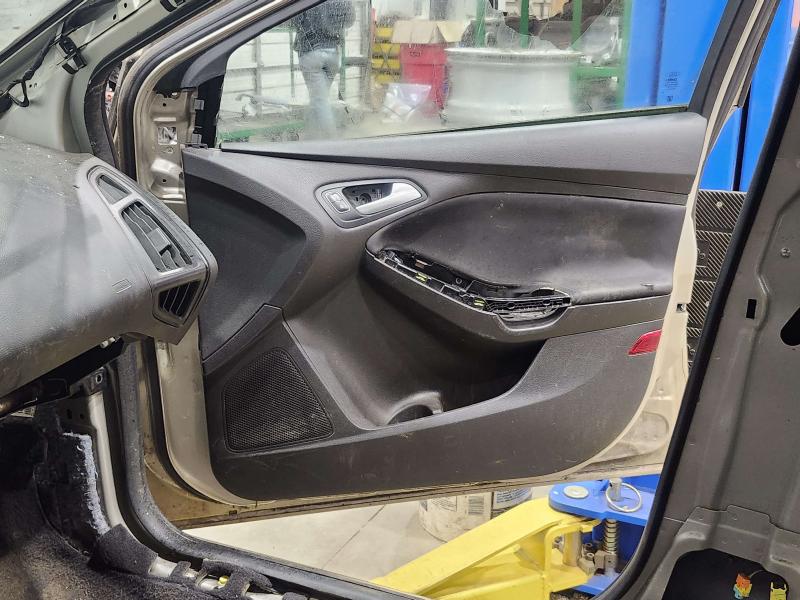 2017 Ford Focus Front Door Trim Panel